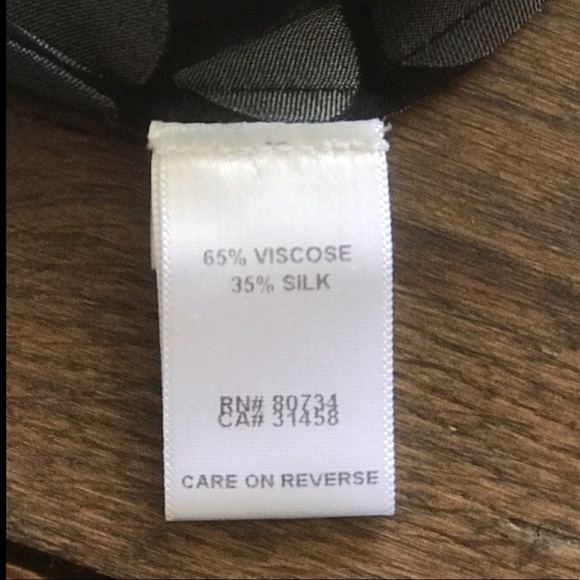 Pre-owned BCBG Max Azria Polka Dot Blouse, Size M - Picture 8 of 9